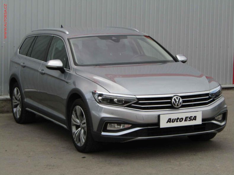 Volkswagen Passat - hlavní fotka inzerátu