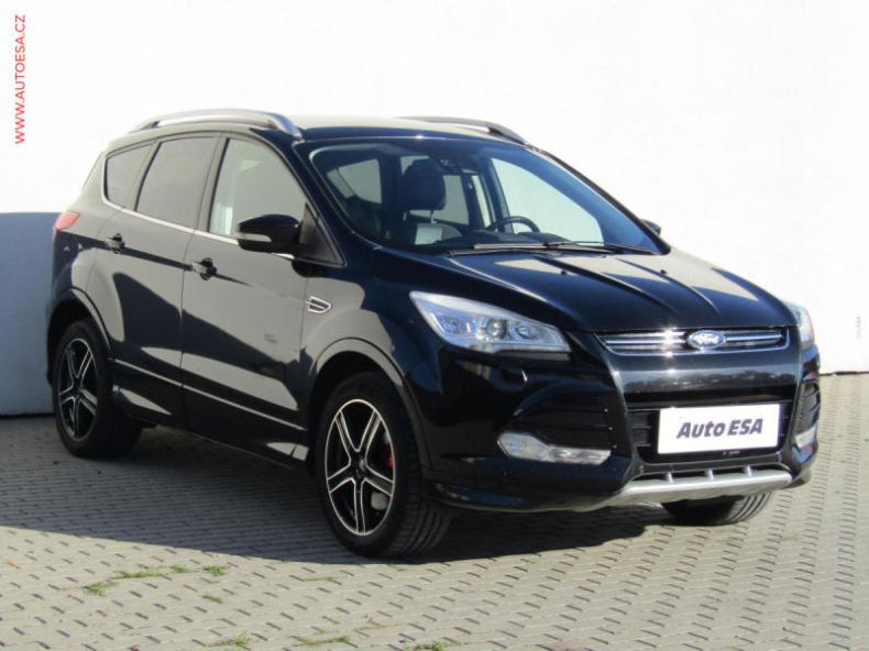Ford Kuga - hlavní foto
