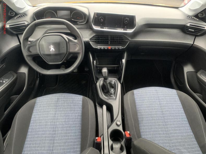 Peugeot 208 - hlavní fotka