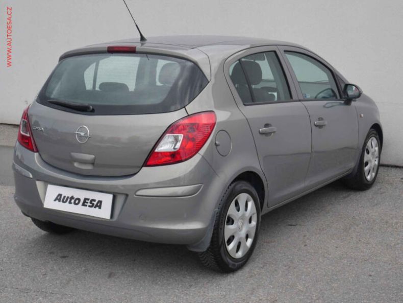 Opel Corsa - hlavní fotka
