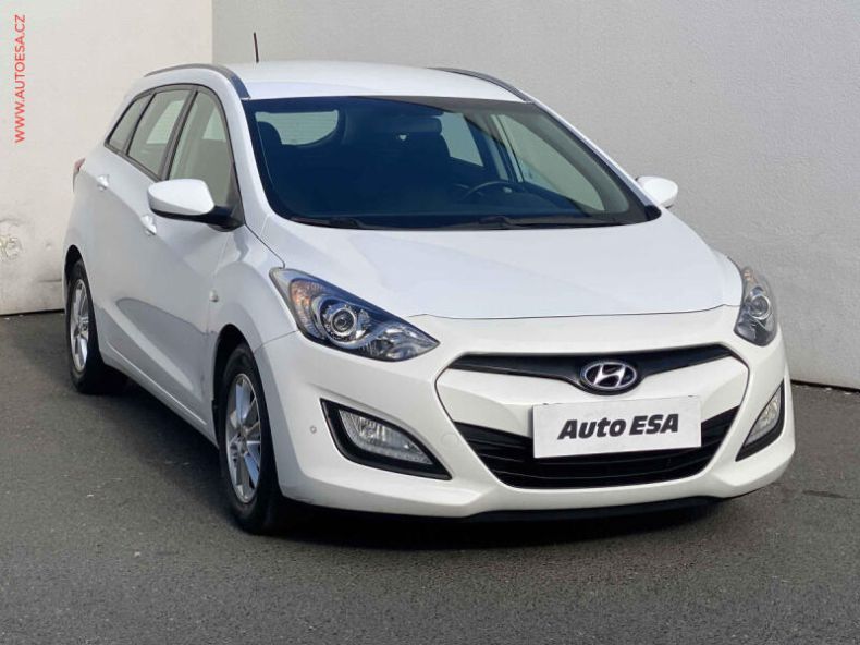 Hyundai i30 - hlavní foto