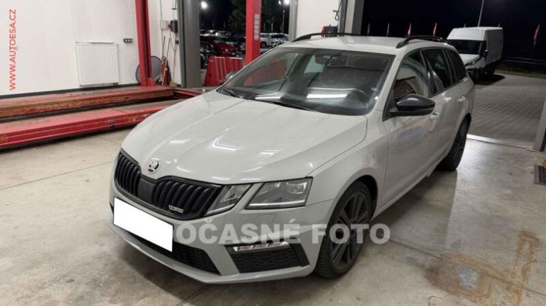 Škoda Octavia - hlavní fotka