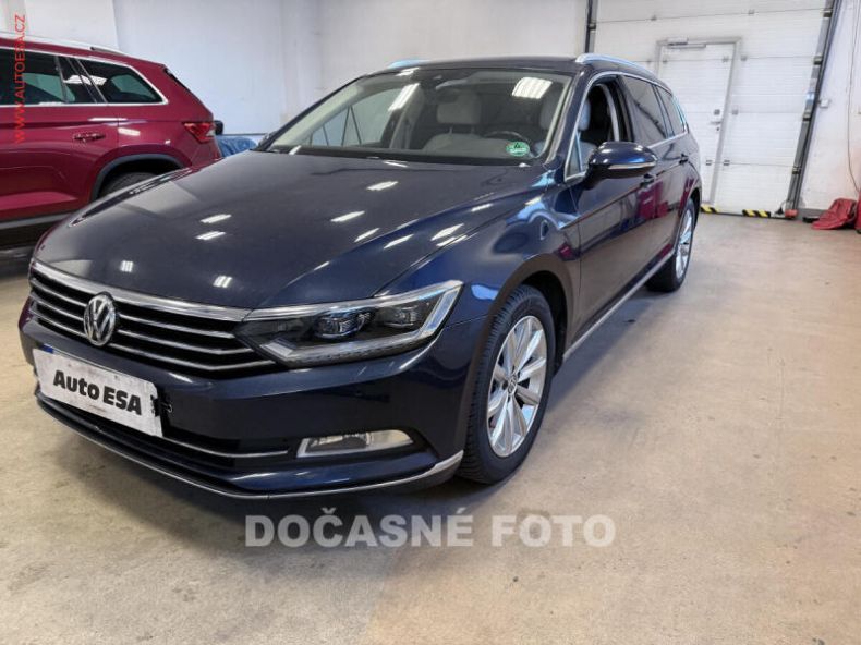Volkswagen Passat - hlavní fotka inzerátu
