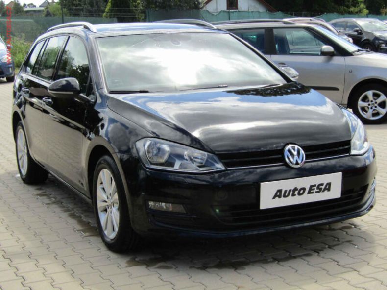 Volkswagen Golf - hlavní fotka inzerátu