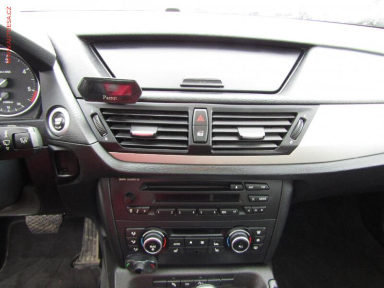 BMW X1 - hlavní fotka