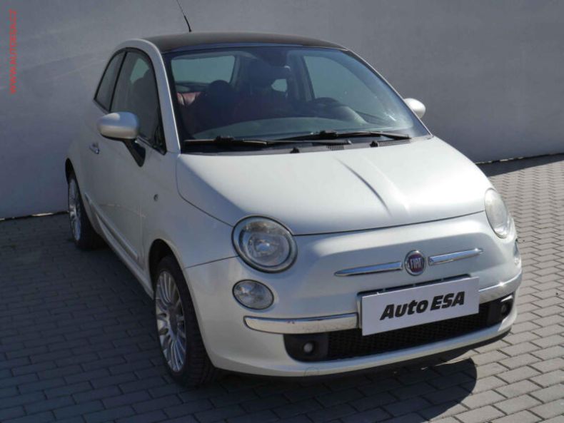 Fiat 500 - hlavní foto