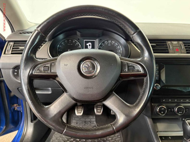 Škoda Octavia - hlavní fotka