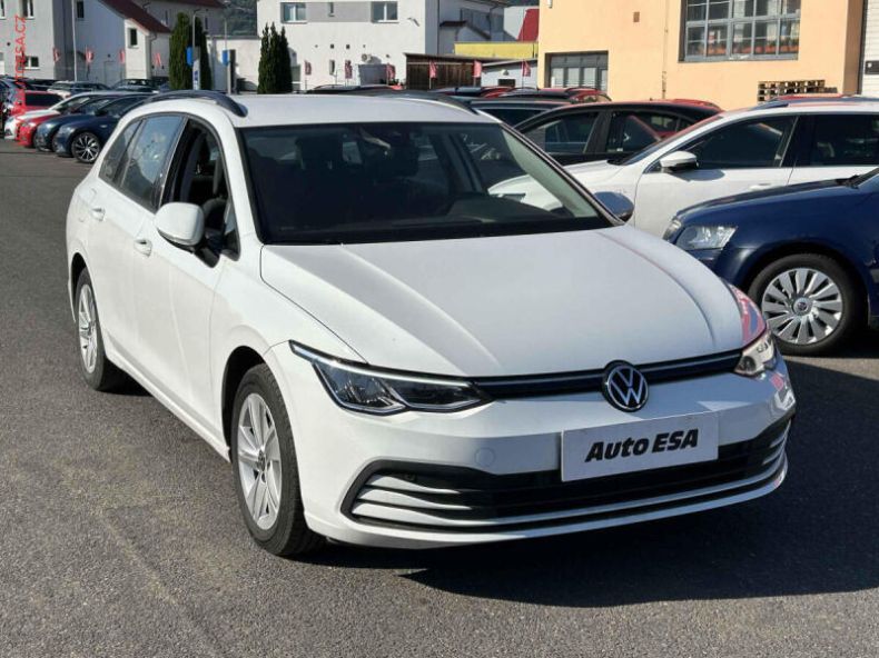 Volkswagen Golf - hlavní foto