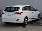 Hyundai i30 - fotka číslo 3