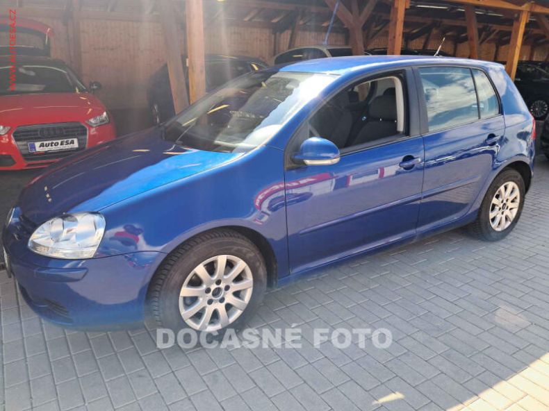 Volkswagen Golf - hlavní fotka inzerátu