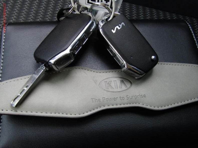 Kia Cee'd - hlavní fotka