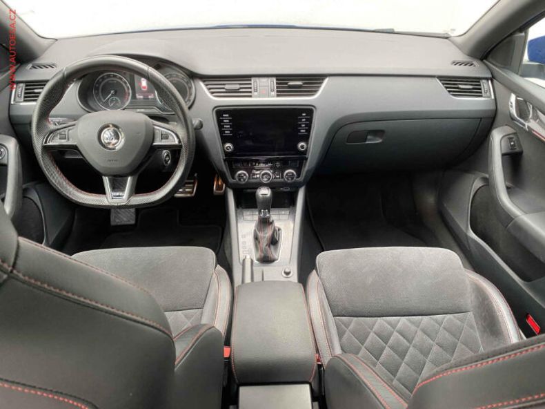 Škoda Octavia - hlavní fotka