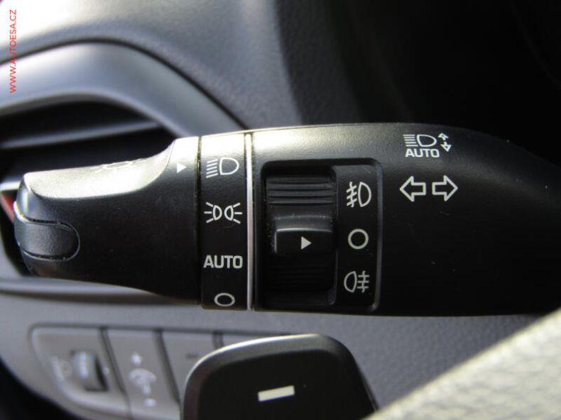 Hyundai i30 - hlavní fotka