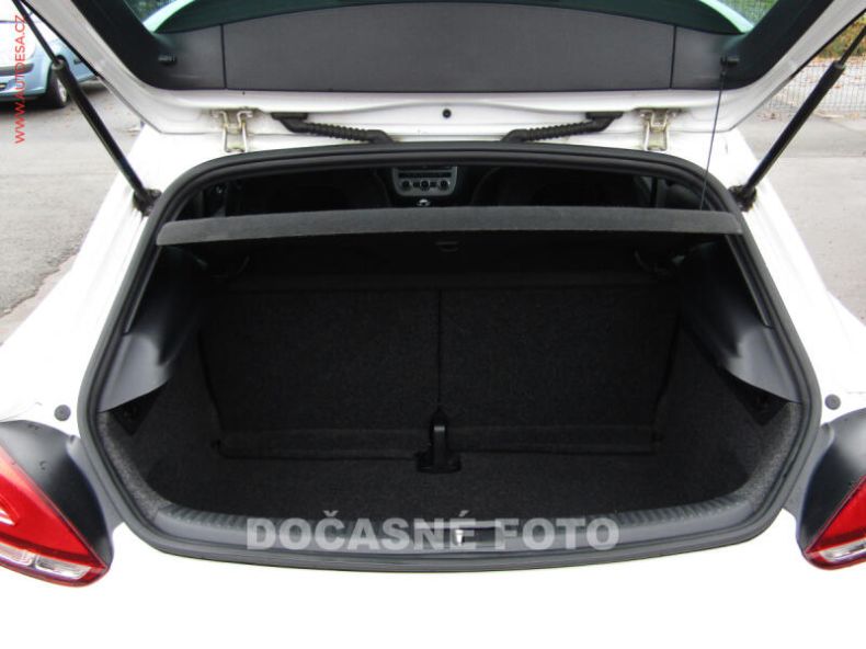 Volkswagen Scirocco - hlavní fotka