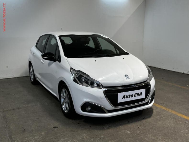 Peugeot 208 - hlavní fotka inzerátu