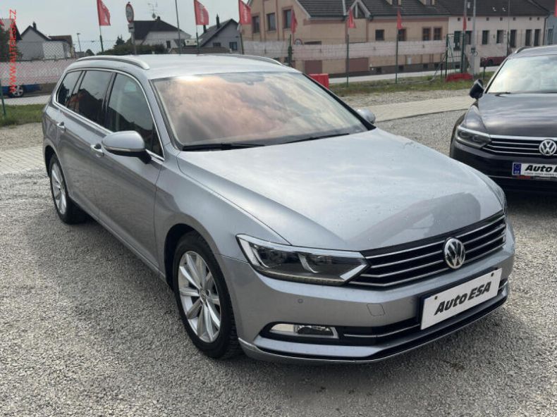Volkswagen Passat - hlavní fotka inzerátu