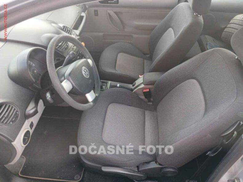Volkswagen New Beetle - hlavní fotka