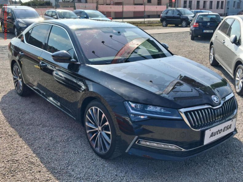 Škoda Superb - hlavní foto