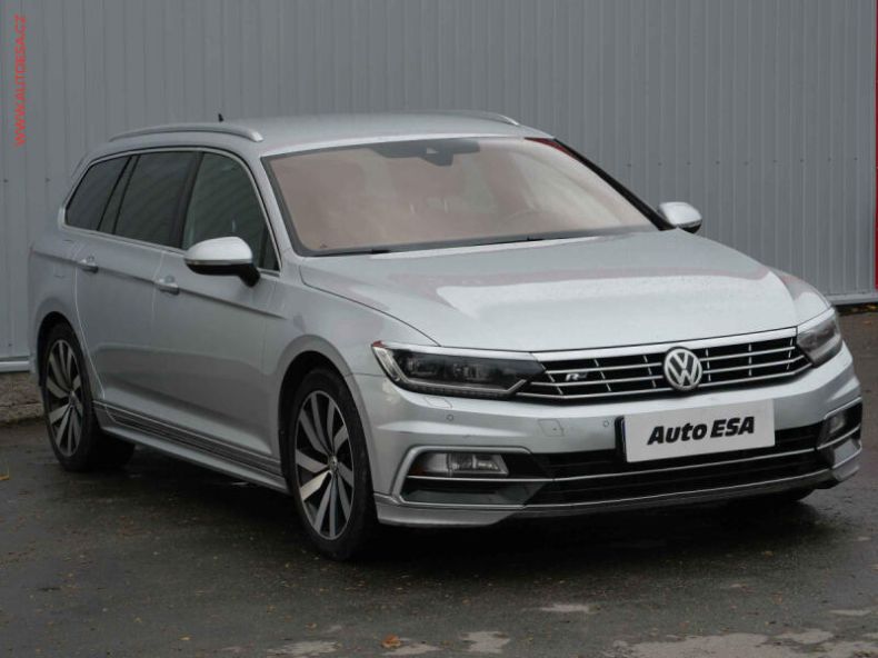 Volkswagen Passat - hlavní fotka inzerátu