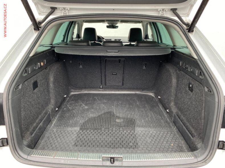 Škoda Superb - hlavní fotka