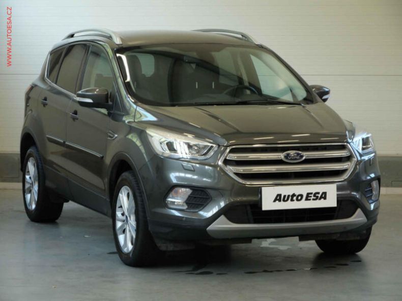 Ford Kuga - hlavní foto