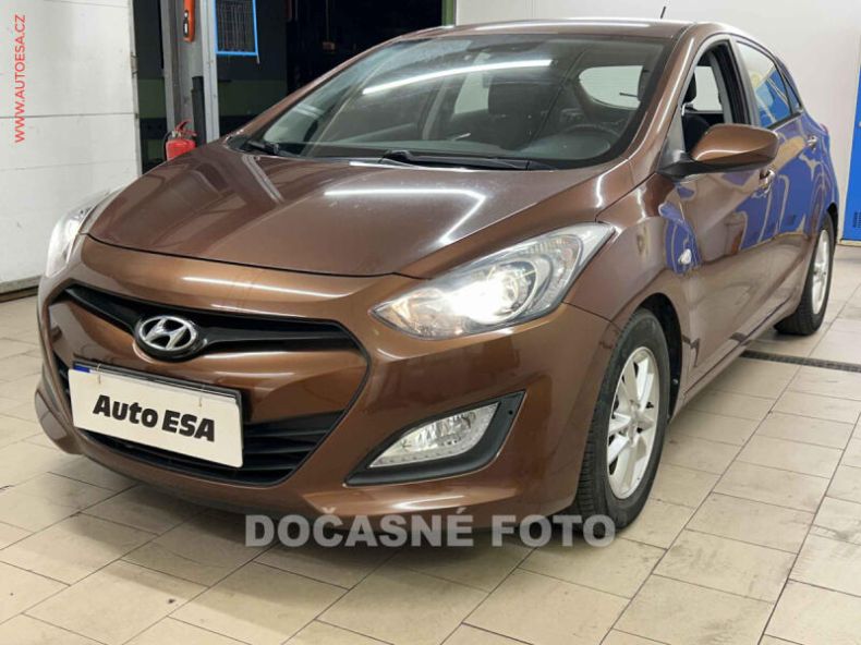 Hyundai i30 - hlavní foto