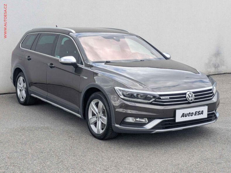 Volkswagen Passat - hlavní foto