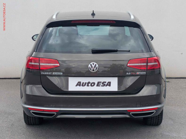 Volkswagen Passat - hlavní fotka