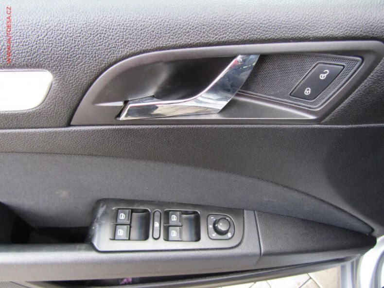 Škoda Superb - hlavní fotka