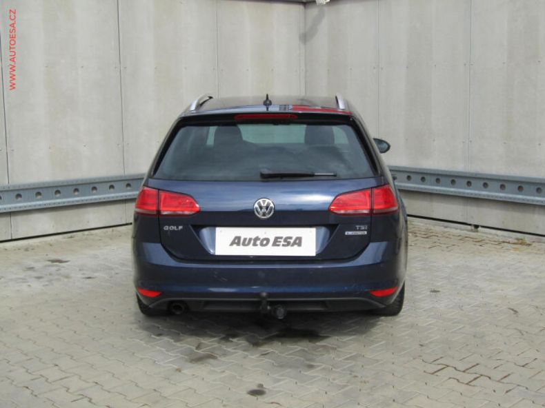 Volkswagen Golf - hlavní fotka