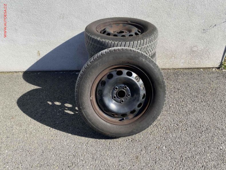 Škoda Karoq - hlavní fotka