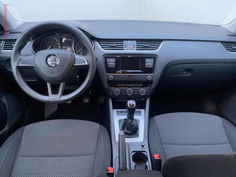 Škoda Octavia - hlavní fotka