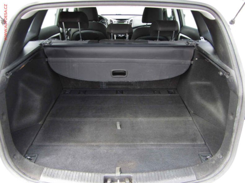 Hyundai i30 - hlavní fotka
