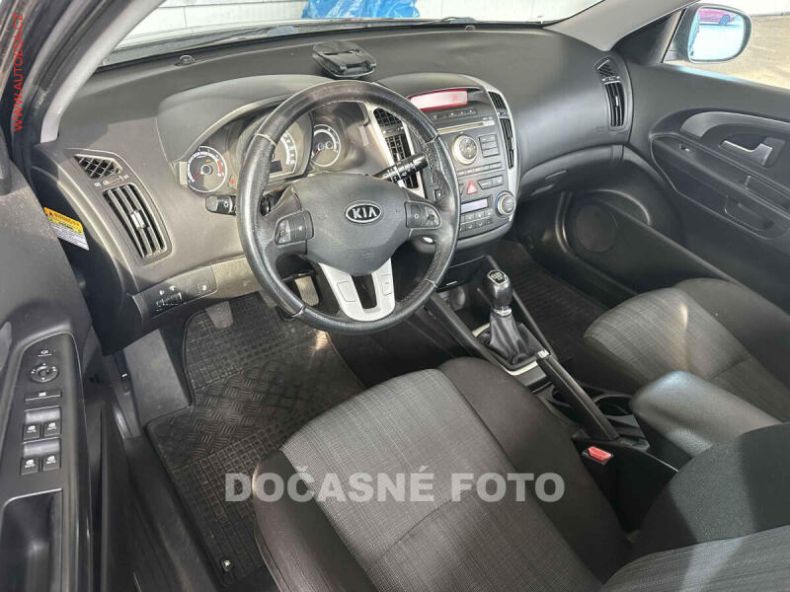 Kia Cee'd - hlavní fotka