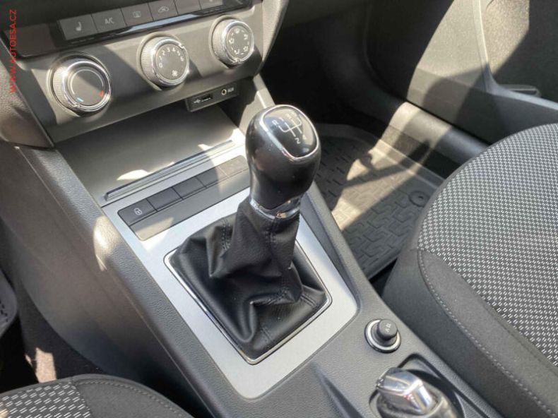 Škoda Octavia - hlavní fotka