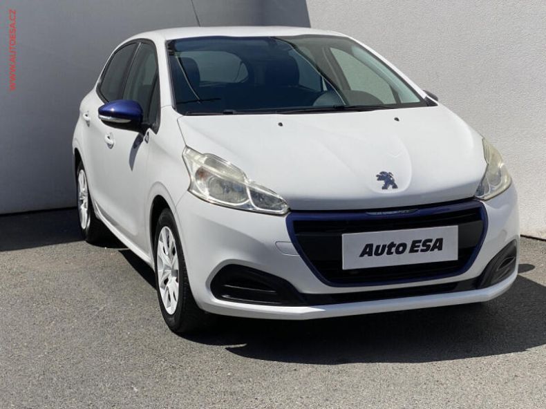 Peugeot 208 - hlavní foto
