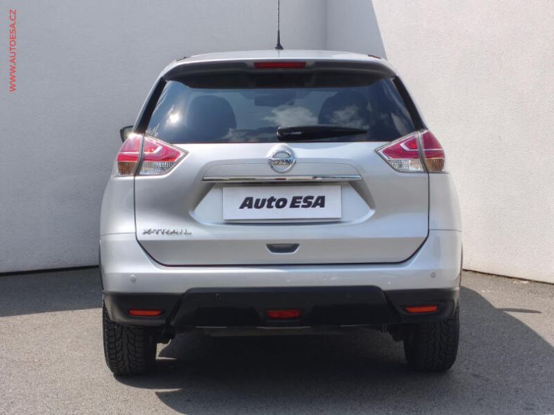 Nissan X-Trail - hlavní fotka