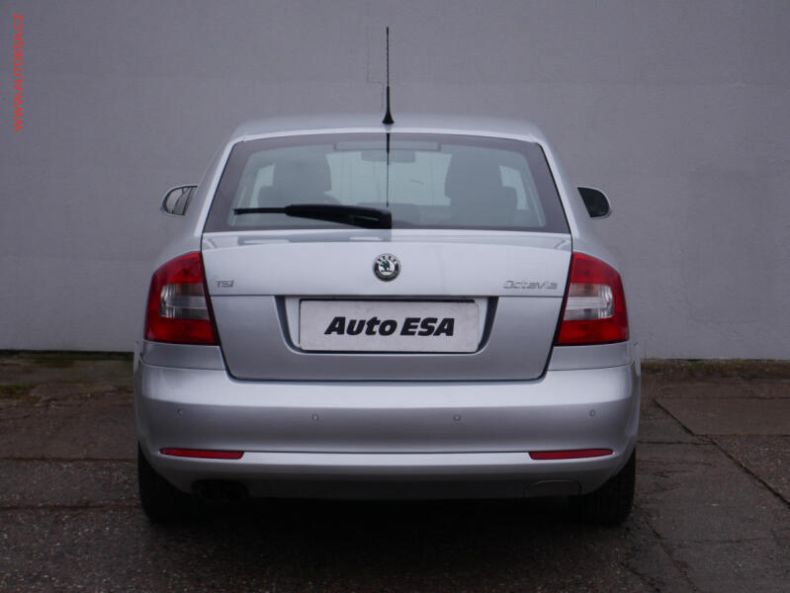 Škoda Octavia - hlavní fotka