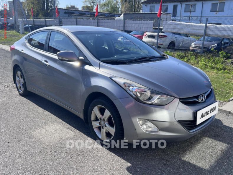 Hyundai Elantra - hlavní fotka inzerátu