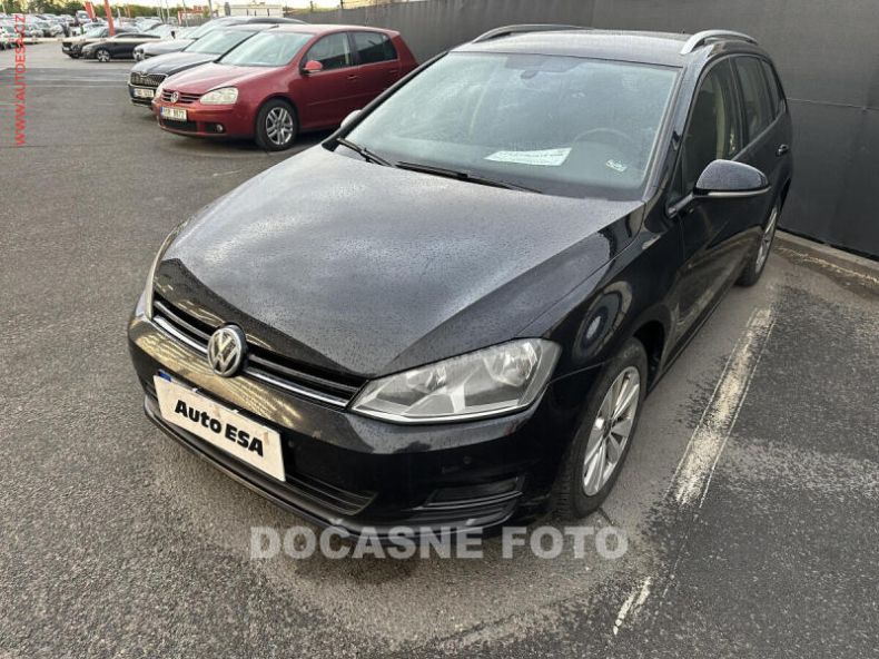 Volkswagen Golf - hlavní fotka inzerátu