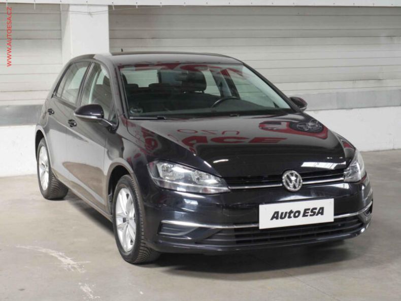 Volkswagen Golf - hlavní fotka inzerátu