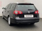 Volkswagen Passat - fotka číslo 5
