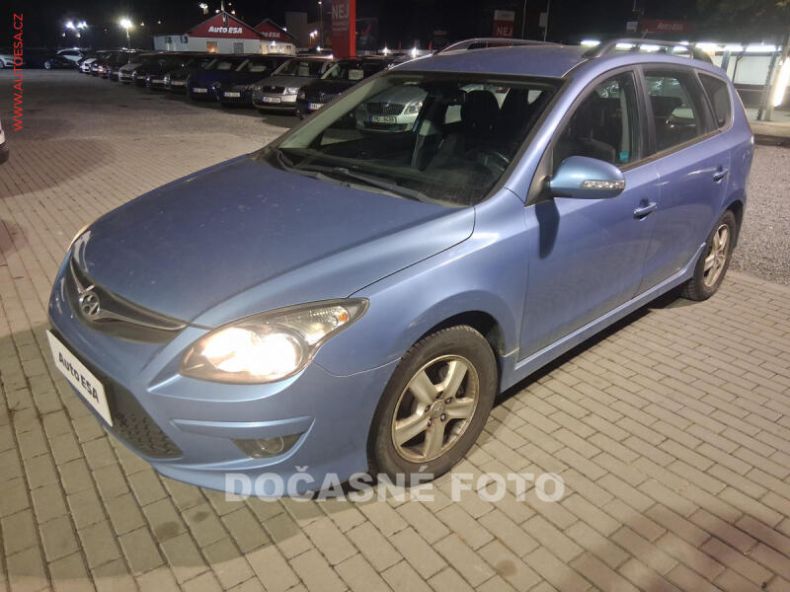 Hyundai i30 - hlavní foto