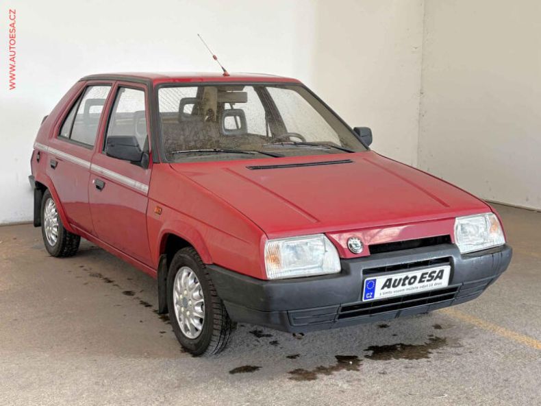 Škoda Favorit - hlavní fotka inzerátu