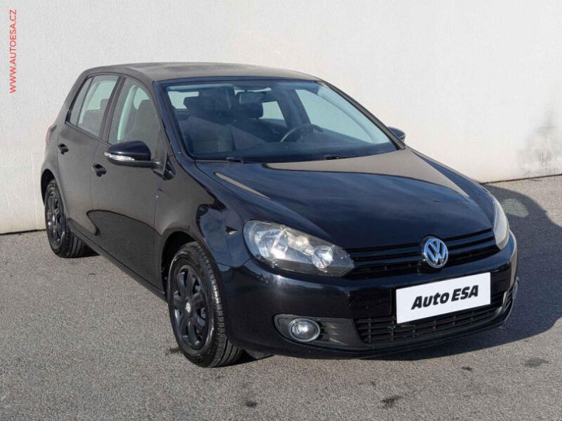 Volkswagen Golf - hlavní foto