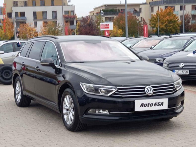 Volkswagen Passat - hlavní fotka inzerátu