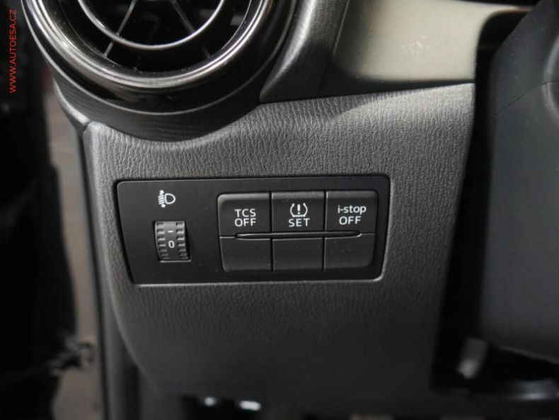 Mazda CX-3 - hlavní fotka