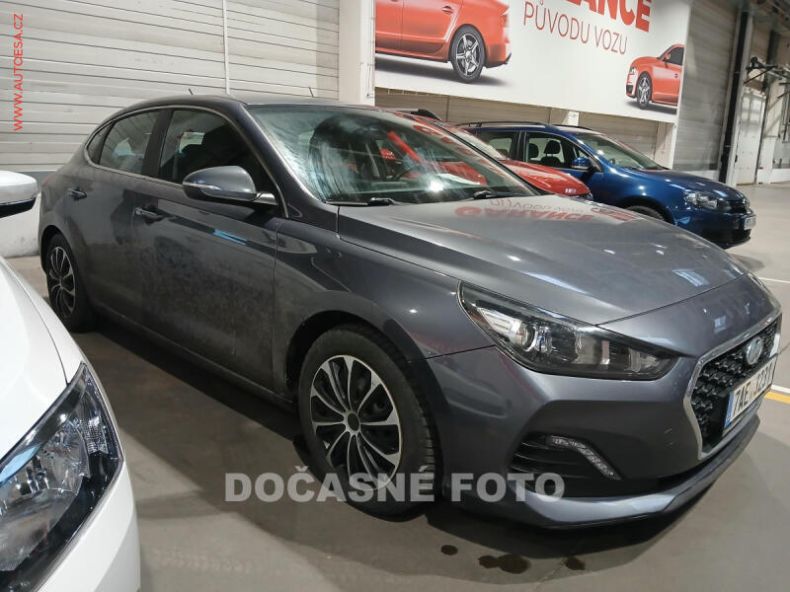 Hyundai i30 - hlavní foto