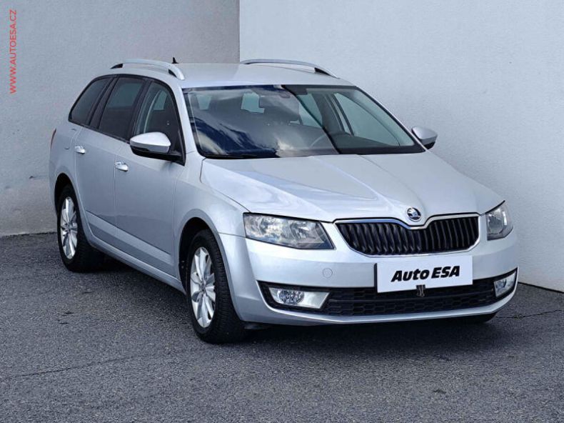 Škoda Octavia - hlavní fotka