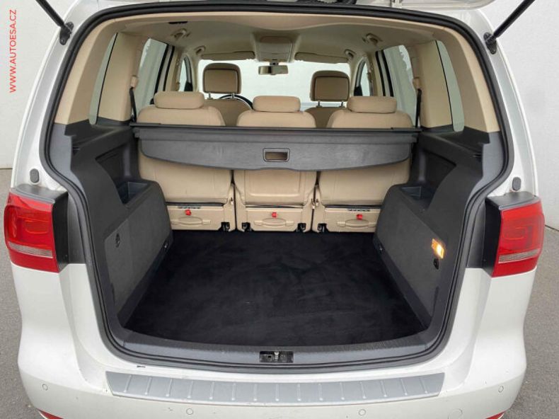 Volkswagen Touran - hlavní fotka